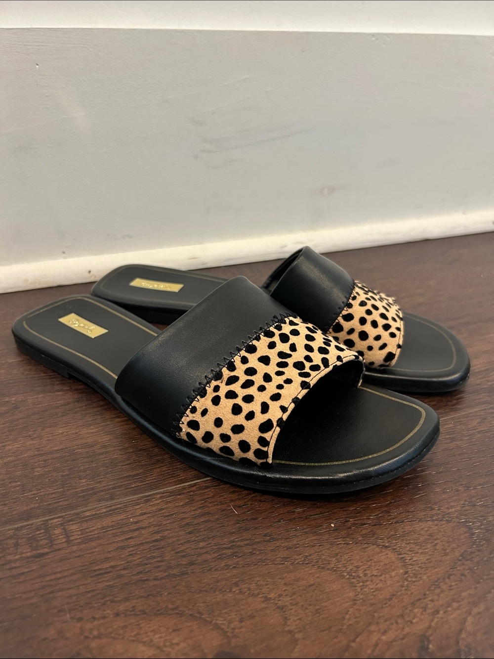 Qupid Sandals